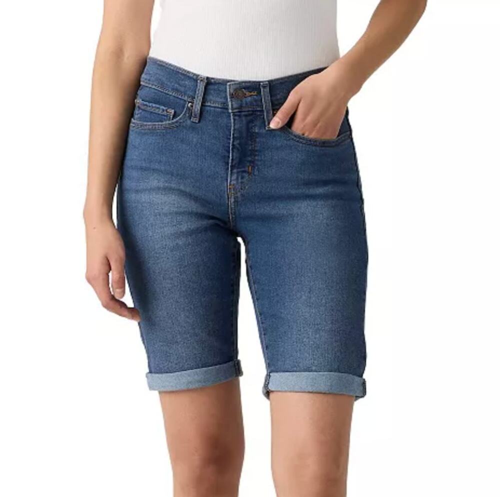 Levi's Dark Wash Bermuda Shorts Size 27-Summer, Beach, Boho
